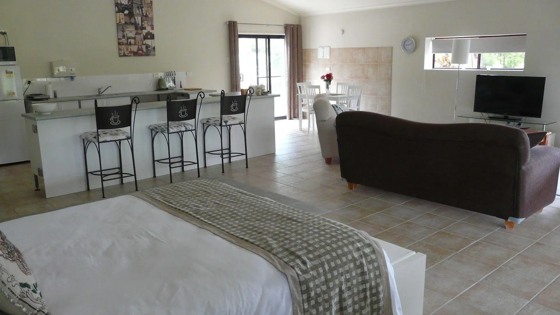 Bed & Breakfast Granite Gardens Cottages & Lake Retreat Stanthorpe